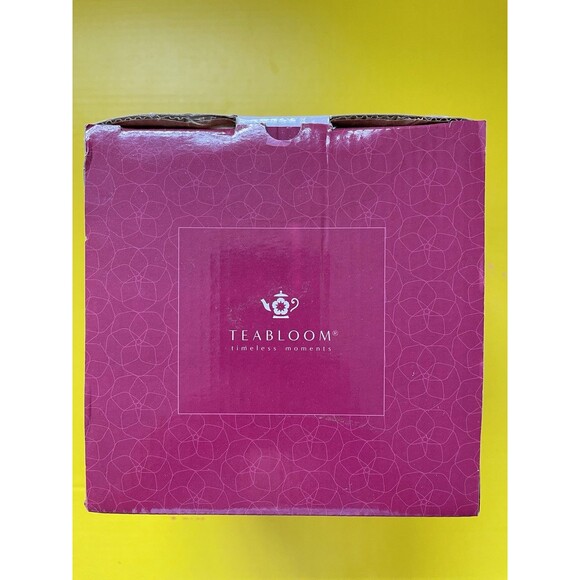Teabloom Cherry Blossom Tea Set with Infuser and Tea Warmer - Picture 5 of 7